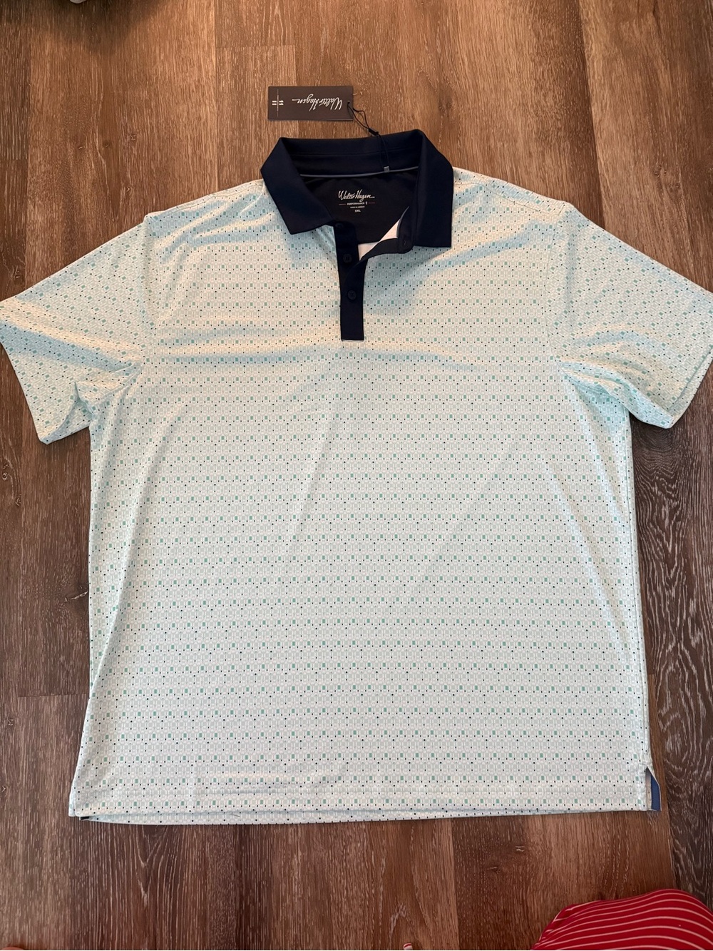 NWT Walter Hagen Men's Light Blue Patterned Polo with Navy Collar